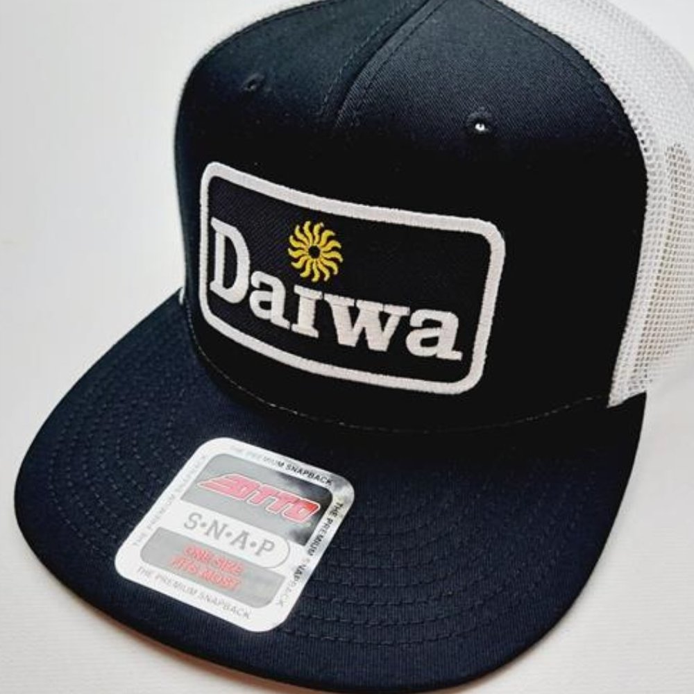 Fishing Daiwa Embroidered Patch Flat Bill Mesh Snapback Retro Trucker Hat Cap